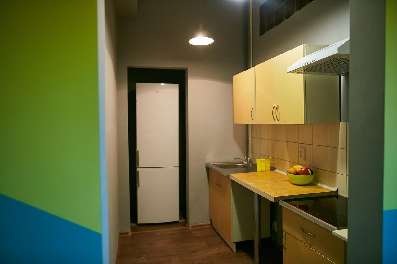 Hello Yellow Hostel Dnipro Exteriör bild